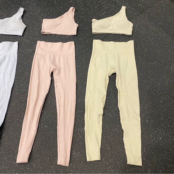 Ribbed workout set one shoulder so flattering size small - Picture 4 of 6